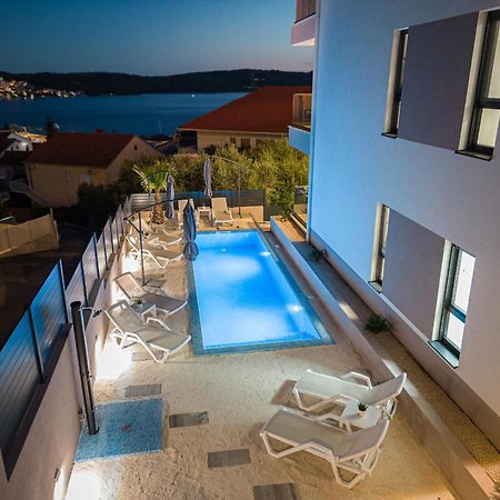 Adriatic Garden Apartments Okrug Gornji Exterior photo